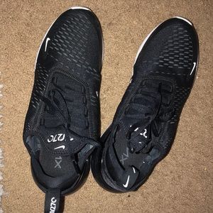Nike Air Max 270